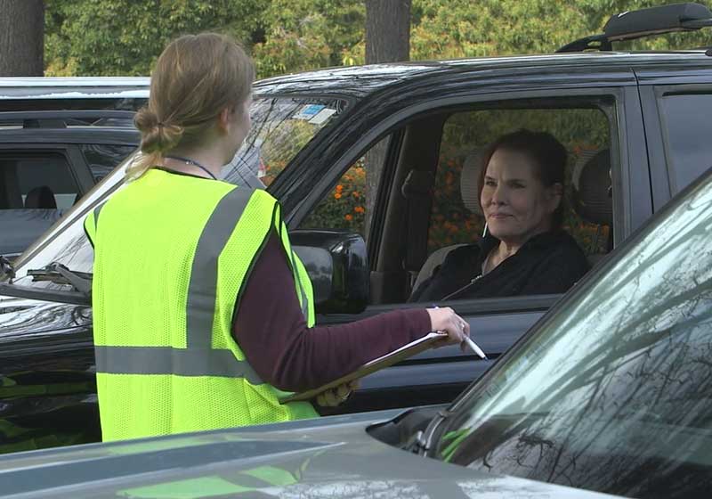 Safe-Parking-Woman-in-car800 Inside New Beginnings